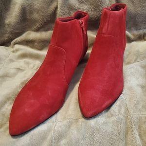 Clarks Linvale Judith Leather Booties